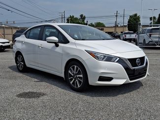 Used 2022 Nissan Versa SV w/ Trunk Package FWD video 3