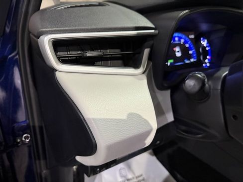 Used 2021 Toyota Corolla LE image 13