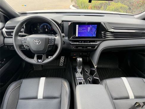 Certified 2025 Toyota Camry SE image 9
