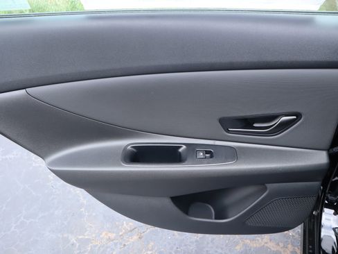 New 2026 Hyundai Elantra SEL Sport Premium FWD image 11