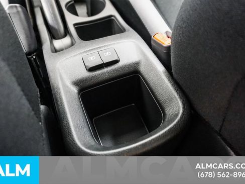 Used 2025 Nissan Versa S w/ Trunk Package image 52