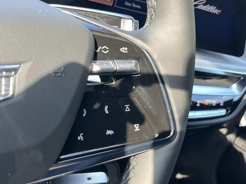 New 2026 Cadillac Lyriq Sport image 25