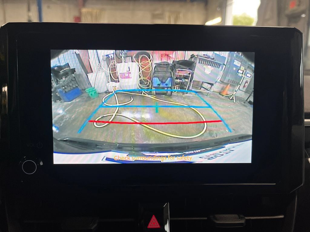 Used 2025 Toyota Corolla SE w/ Convenience Package FWD image 22