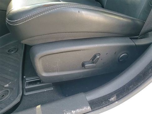 Used 2023 Chrysler 300 S w/ Comfort Group image 25