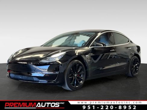 Used 2018 Tesla Model 3 Mid Range image 1