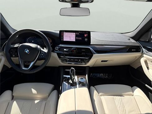 Certified 2023 BMW 540i xDrive w/ Executive Package AWD/4WD image 12