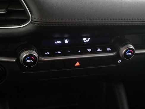 Certified 2025 MAZDA MAZDA3 s image 23