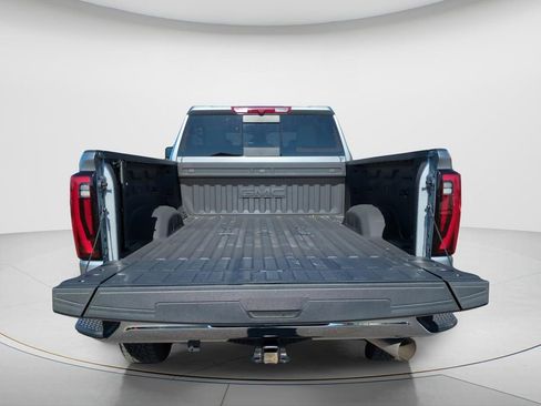 Used 2025 GMC Sierra 3500 SLT w/ SLT Premium Package image 12