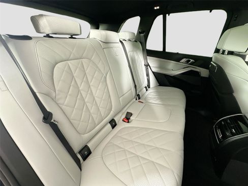 New 2026 BMW X5 xDrive50e w/ Executive Package AWD/4WD image 29