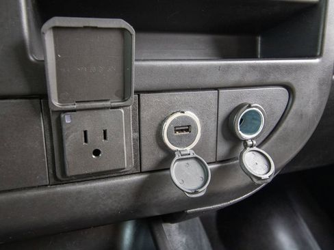 Used 2017 Chevrolet Express 3500 LT w/ LT Preferred Equipment Group image 22