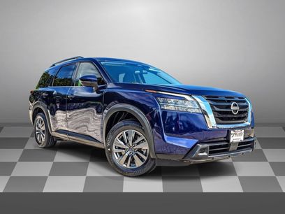 Used 2022 Nissan Pathfinder SV