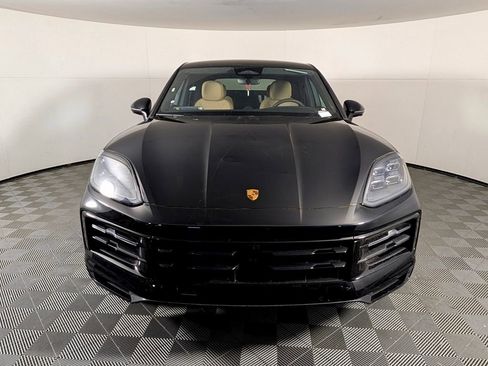 New 2026 Porsche Cayenne Coupe image 10