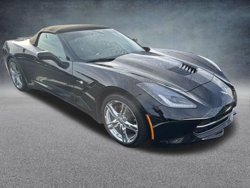 Used 2016 Chevrolet Corvette Stingray Convertible image 3