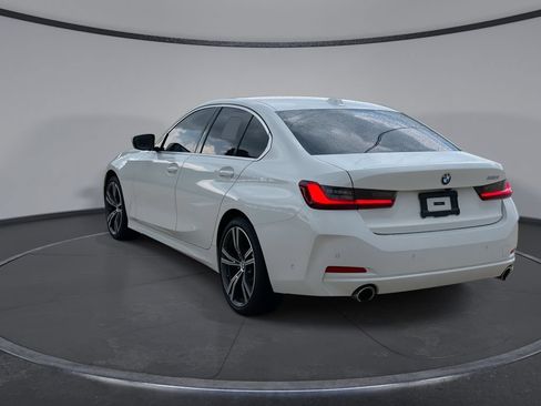 Used 2024 BMW 330i Sedan w/ Premium Package RWD image 10