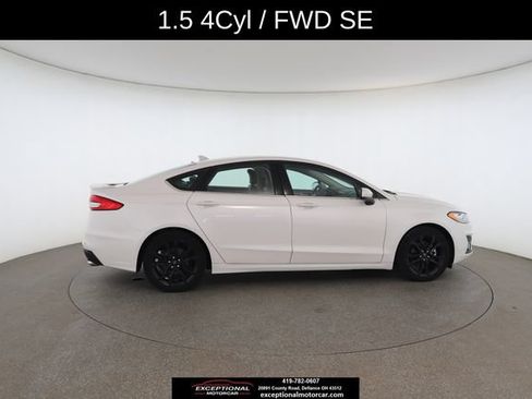 Used 2019 Ford Fusion SE w/ Equipment Group 151A FWD image 22