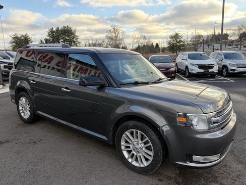 Used 2017 Ford Flex SEL w/ Equipment Group 202A image 5