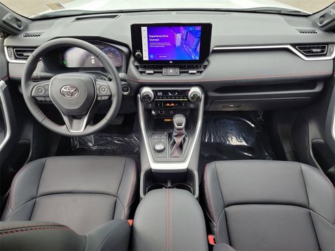 Used 2025 Toyota RAV4 XSE w/ Premium Package image 14