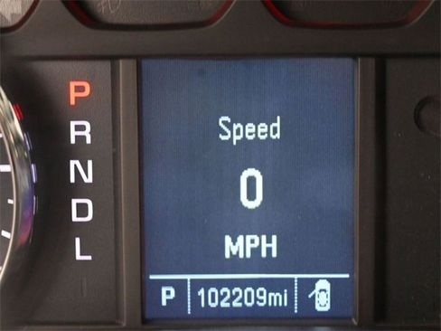 Used 2018 Chevrolet Silverado 1500 Custom w/ Custom Value Package image 20