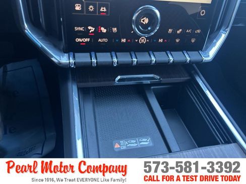 New 2026 GMC Acadia Denali w/ Super Cruise Package image 20