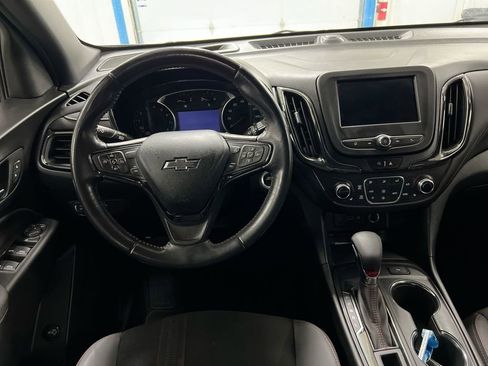 Used 2022 Chevrolet Equinox RS FWD image 11