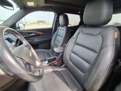 Used 2023 Chevrolet TrailBlazer ACTIV w/ Sun and Liftgate Package image 11