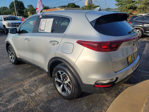 Used 2022 Kia Sportage LX AWD/4WD image 25