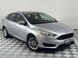 Used 2017 Ford Focus SE image 2