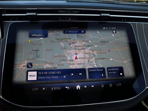 New 2026 Mercedes-Benz E 350 4MATIC Sedan image 41