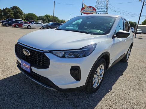 Used 2024 Ford Escape Active FWD image 4