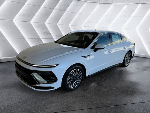 New 2026 Hyundai Sonata SEL image 2