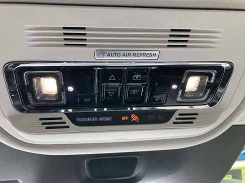 Certified 2025 Lincoln Aviator AWD w/ Equipment Group 101A image 29