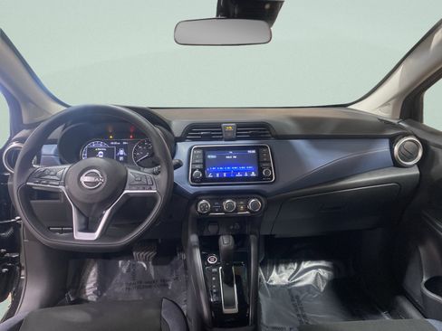 Used 2025 Nissan Versa SV FWD image 16