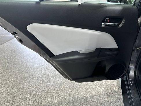 Used 2019 Toyota Prius XLE w/ Protection Package #3 AWD/4WD image 12