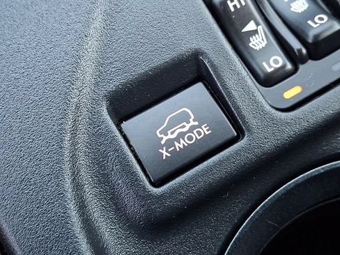 Used 2021 Subaru Crosstrek 2.5i Sport AWD/4WD image 24