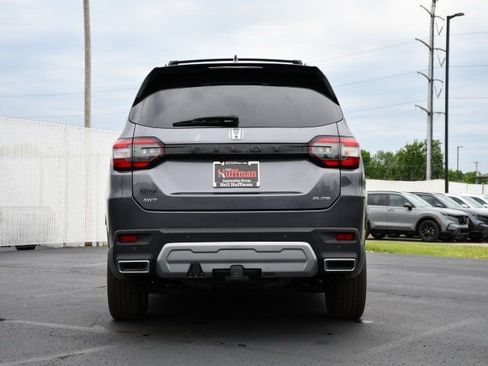 Used 2024 Honda Pilot Elite image 6