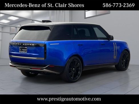Used 2024 Land Rover Range Rover Long Wheelbase SE AWD/4WD image 6