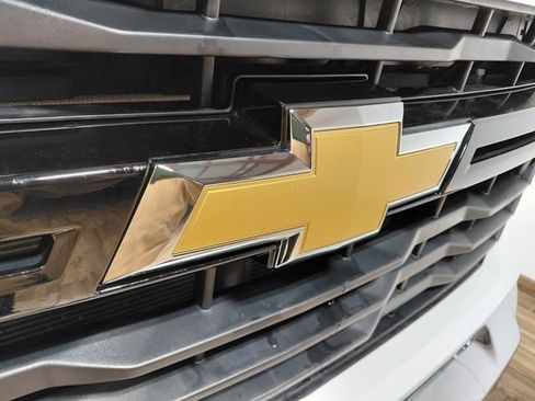 Used 2025 Chevrolet Silverado 2500 W/T w/ WT Convenience Package image 10