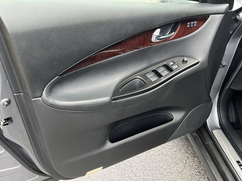 Used 2017 INFINITI QX50 AWD w/ Deluxe Touring Package image 7