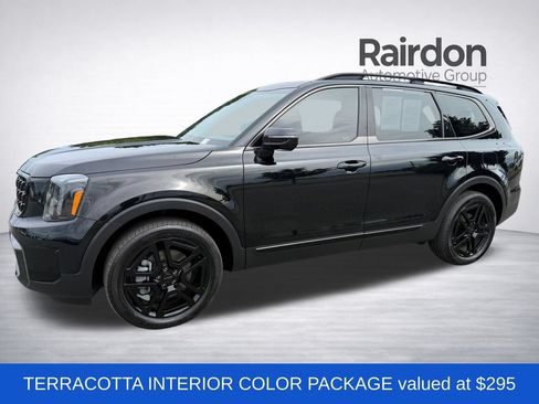 Certified 2025 Kia Telluride SX X-Line AWD/4WD image 3