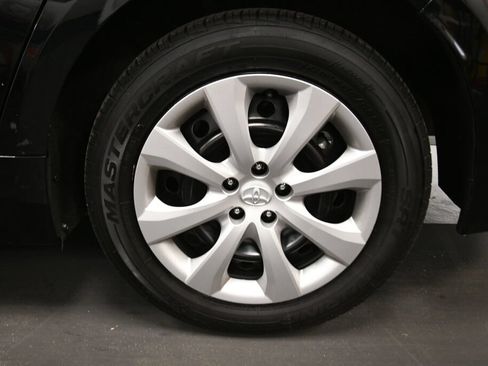 Certified 2024 Toyota Corolla LE FWD image 27