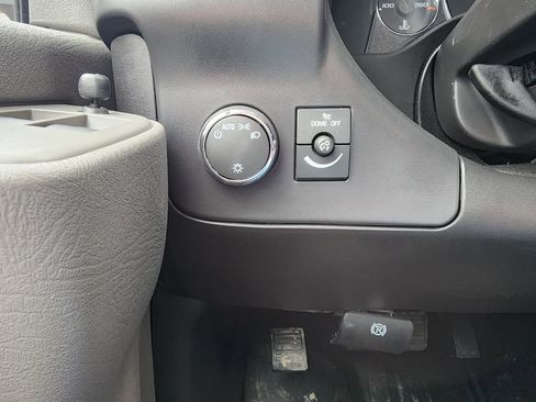 New 2026 GMC Savana 2500 RWD image 20