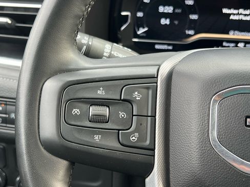 Used 2024 GMC Yukon Denali image 28