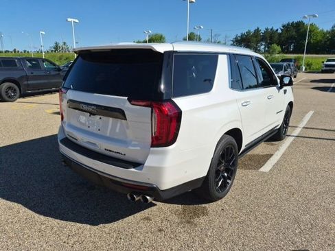 Used 2024 GMC Yukon Denali Ultimate AWD/4WD image 9