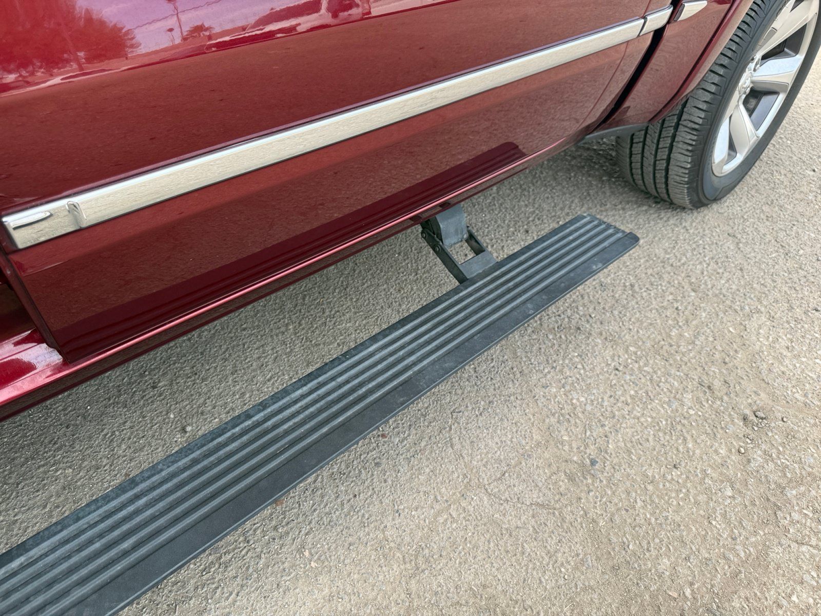 Used 2019 RAM 1500 Limited w/ Advanced Safety Group RWD image 18