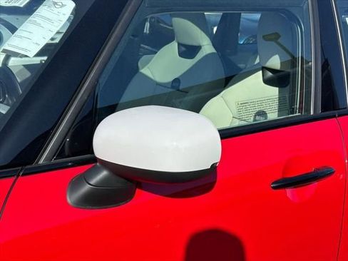 New 2026 MINI Cooper 4-Door Hardtop image 10