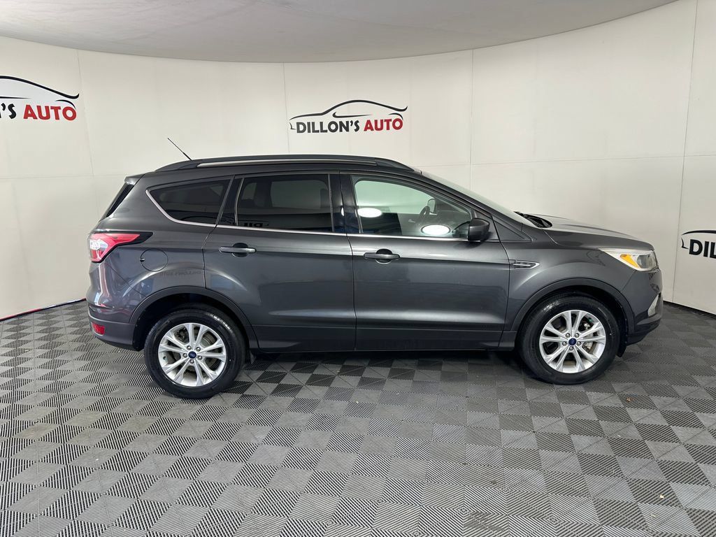 Used 2018 Ford Escape SE AWD/4WD image 8