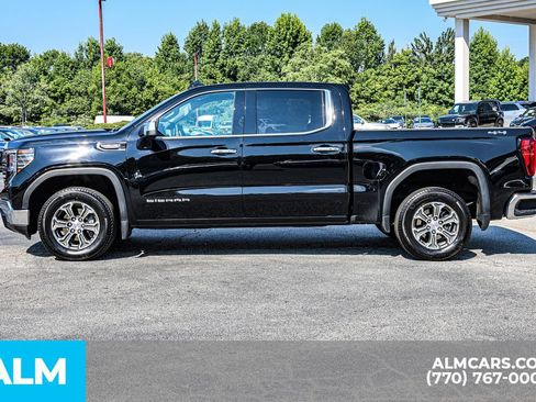 Used 2026 GMC Sierra 1500 SLT AWD/4WD image 9
