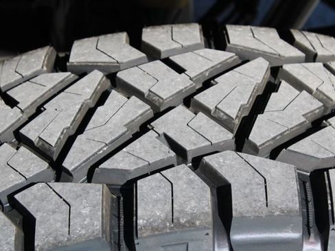 Used 2024 Ford F250 Lariat w/ Black Appearance Package image 32