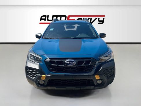 Used 2025 Subaru Outback Wilderness AWD/4WD image 2