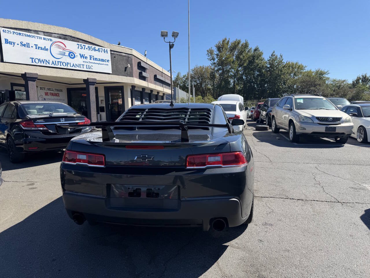 Used 2014 Chevrolet Camaro LS RWD image 8